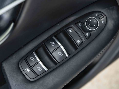 Used 2024 INFINITI QX50 Sport AWD/4WD image 39