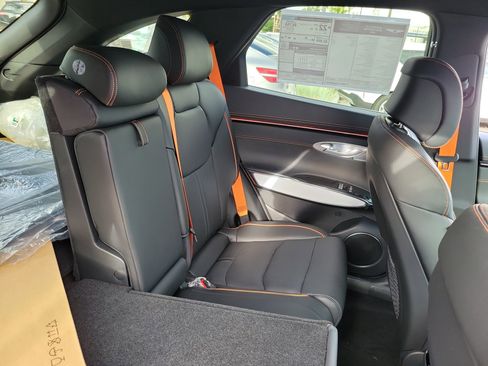 New 2026 Genesis GV70 2.5T Sport Prestige AWD/4WD image 19
