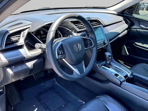 Used 2018 Honda Civic EX-L image 17