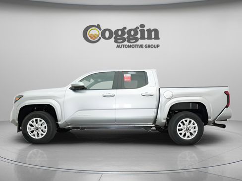 New 2026 Toyota Tacoma SR5 AWD/4WD image 9