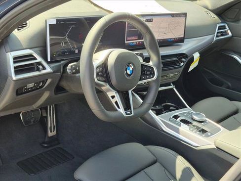 Used 2026 BMW 330i Sedan w/ M Sport Package RWD image 3