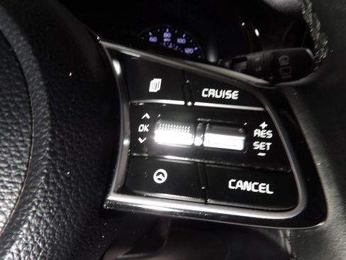Used 2023 Kia Seltos S AWD/4WD image 25