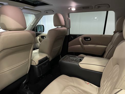 Used 2024 Nissan Armada Platinum w/ Captain's Chairs Package AWD/4WD image 23