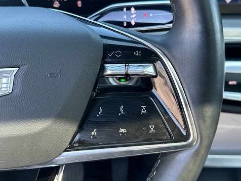 Certified 2024 Cadillac Lyriq Luxury RWD image 27