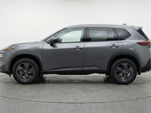 Used 2025 Nissan Rogue SV AWD/4WD image 5