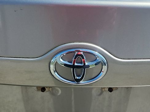 Used 2014 Toyota Camry LE FWD image 7