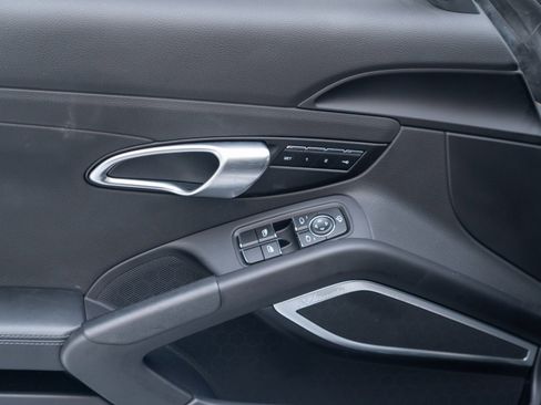 Certified 2025 Porsche 718 Cayman S image 21