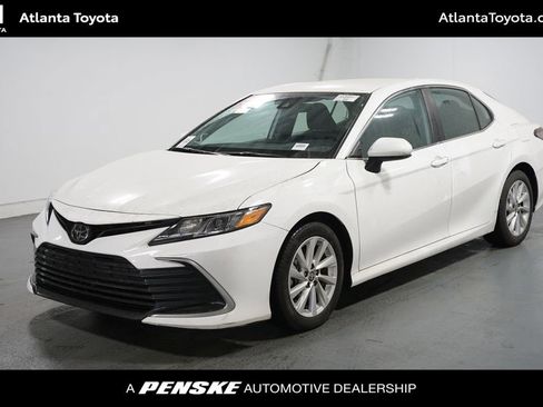 Used 2024 Toyota Camry LE image 1