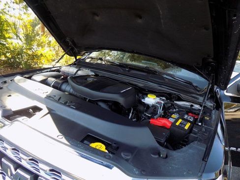 Used 2025 RAM 1500 Limited image 47