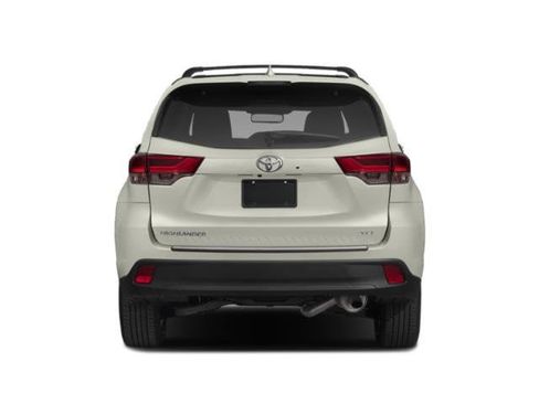 Certified 2019 Toyota Highlander XLE AWD/4WD image 8