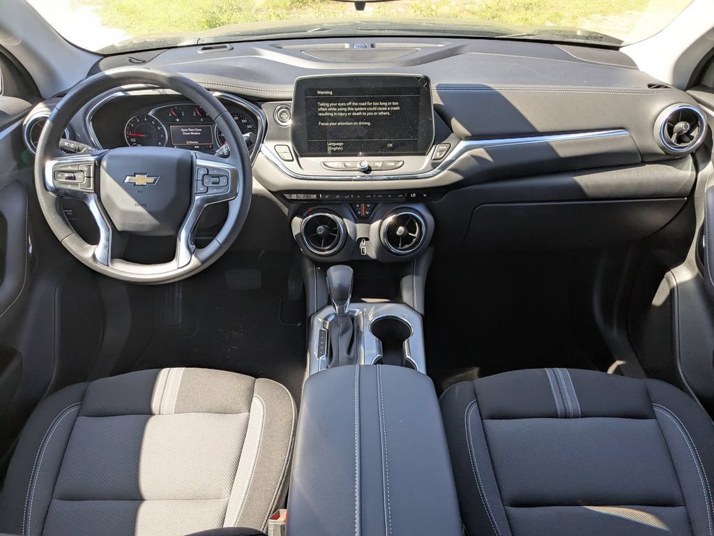 New 2024 Chevrolet Blazer LT w/ Driver Confidence Package FWD image 32