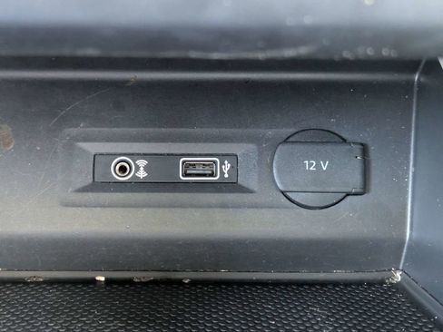 Used 2019 Volkswagen Atlas SE FWD image 32