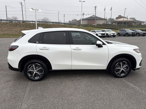 Certified 2023 Honda HR-V EX-L image 11