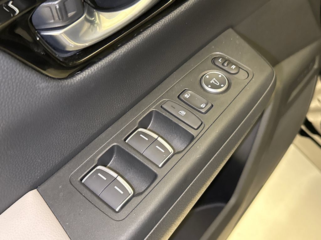 Certified 2026 Honda CR-V EX-L image 21