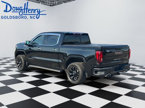Used 2025 GMC Sierra 1500 Denali w/ Denali Reserve Package AWD/4WD image 3