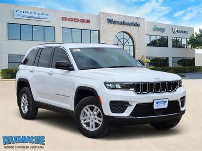 New 2025 Jeep Grand Cherokee Laredo w/ MOPAR Finishing Package