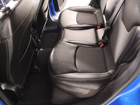 Used 2025 Jeep Compass Latitude AWD/4WD image 11