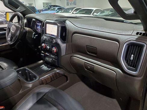 Used 2019 GMC Sierra 1500 Denali w/ Technology Package image 15