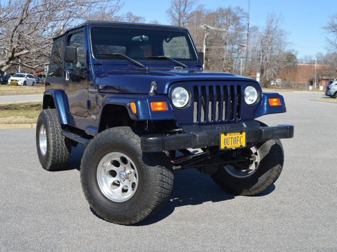 Used 1998 Jeep Wrangler Sport image 2