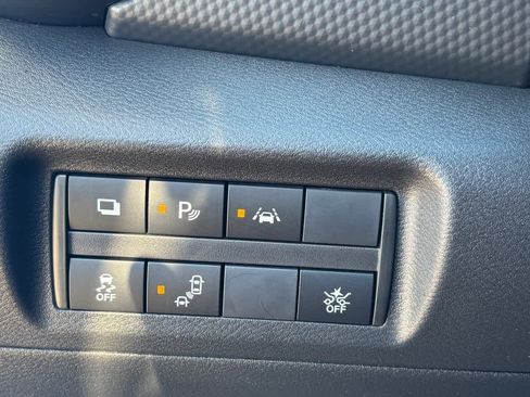 Used 2025 Nissan Kicks Play S image 13