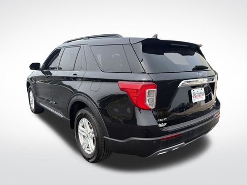 Certified 2024 Ford Explorer XLT w/ Equipment Group 202A AWD/4WD image 14