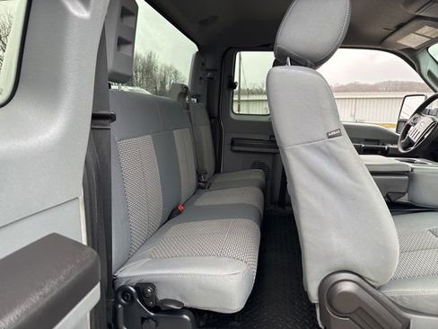Used 2015 Ford F350 XLT w/ XLT Premium Package image 10