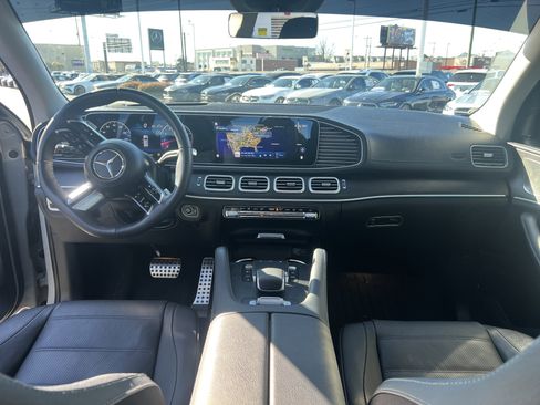 Certified 2024 Mercedes-Benz GLS 580 4MATIC image 30