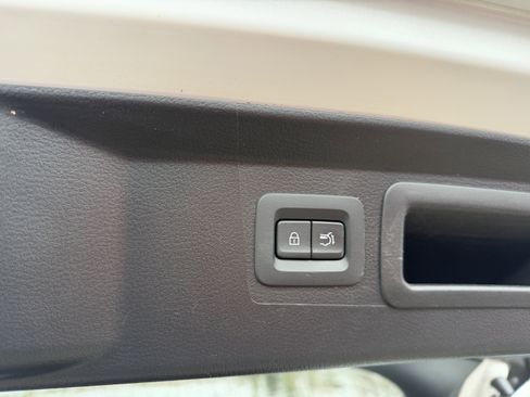 Used 2023 MAZDA CX-50 2.5 S w/ Cargo Package image 23