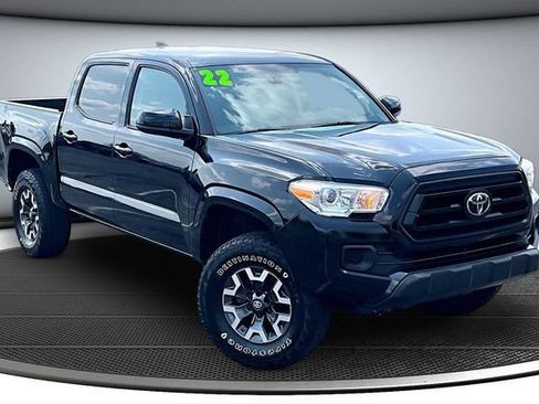 Used 2022 Toyota Tacoma SR AWD/4WD image 3