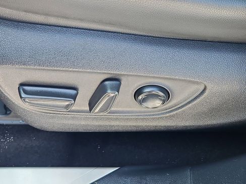 Used 2021 Toyota Highlander Platinum image 26