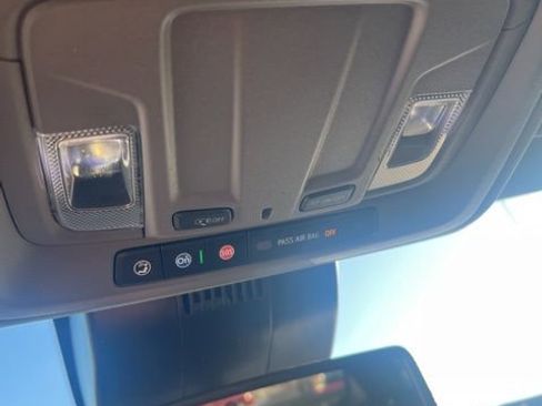 Used 2023 GMC Sierra 1500 SLT w/ SLT Premium Package image 20