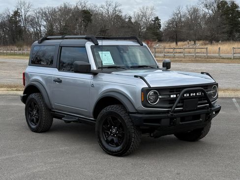 Used 2024 Ford Bronco Black Diamond image 1