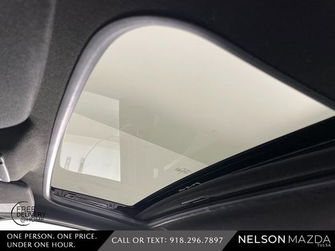 Used 2017 Ford Expedition EL XLT image 33