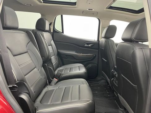 Used 2021 GMC Acadia Denali w/ Denali Technology Package FWD image 39