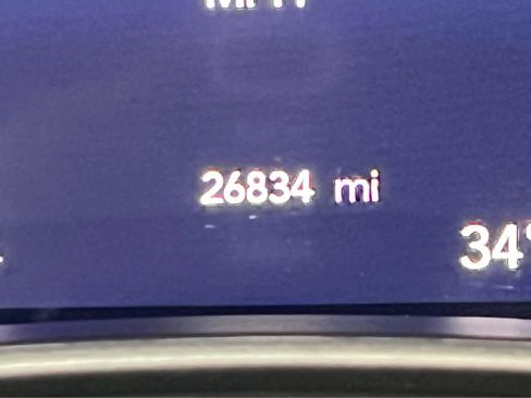 Used 2024 Chrysler Pacifica Touring-L image 24