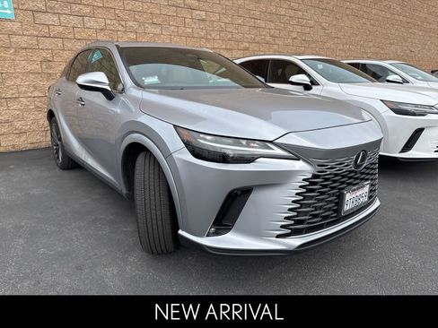Used 2025 Lexus RX 350h image 2