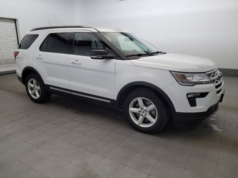 Used 2019 Ford Explorer XLT w/ Equipment Group 201A image 11