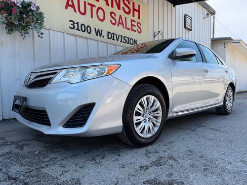 Used 2012 Toyota Camry LE FWD image 7
