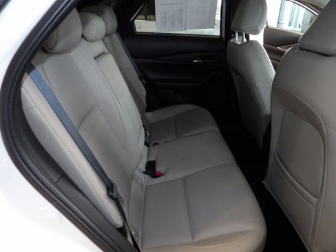 Certified 2023 MAZDA CX-30 AWD 2.5 S w/ Preferred Package image 17