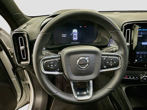 Used 2023 Volvo XC40 Recharge Plus AWD/4WD image 18
