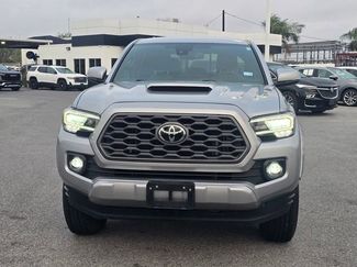 Used 2021 Toyota Tacoma TRD Sport w/ Technology Package video 2