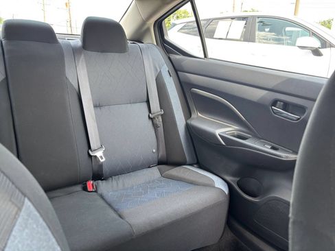 Used 2025 Nissan Versa SV FWD image 35