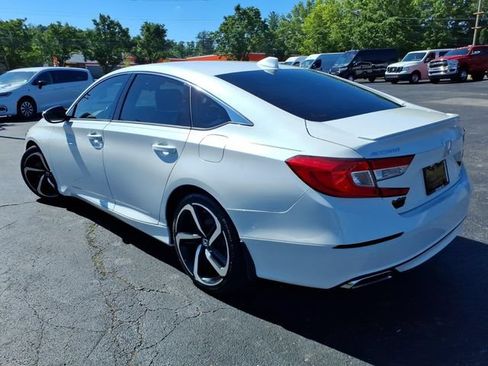 Used 2018 Honda Accord Sport image 19