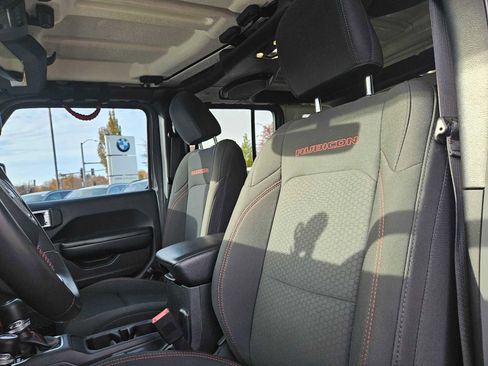 Used 2019 Jeep Wrangler Unlimited Rubicon image 23