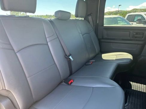 Used 2024 RAM 2500 Tradesman w/ Chrome Appearance Group AWD/4WD image 31