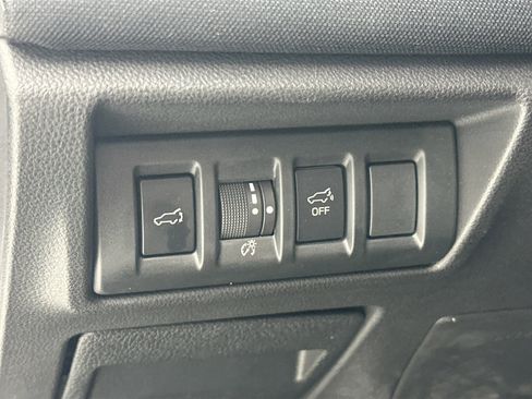 Used 2023 Subaru Outback Premium AWD/4WD image 10