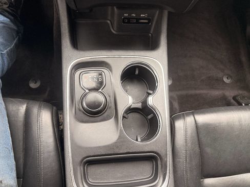 Used 2017 Dodge Durango GT image 22