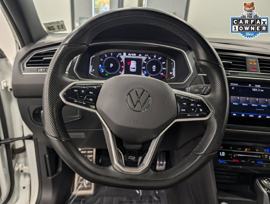 Used 2023 Volkswagen Tiguan SEL R-Line AWD/4WD image 23