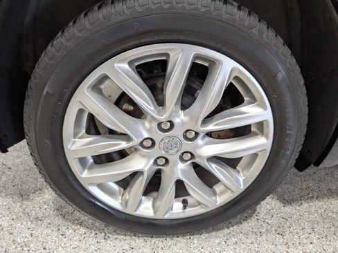 Used 2020 Buick Envision Premium w/ Driver Confidence Package image 11