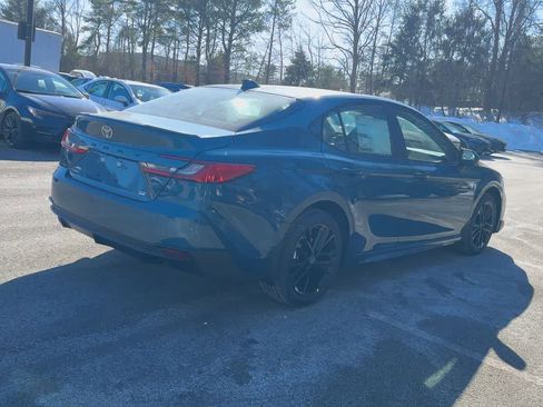 New 2026 Toyota Camry SE image 8